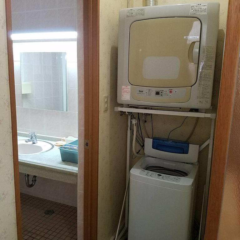 Minshuku Urizun Hotell Ishigaki  Exteriör bild